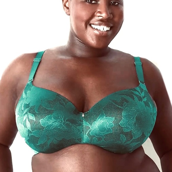 Cacique Other - ⭐️SALE⭐️❤️CACIQUE LANE BRYANT Beautiful Green Bra❤️
